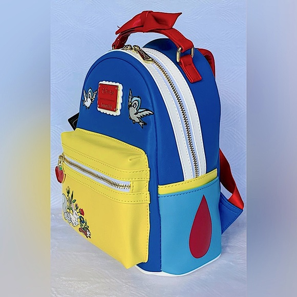 SALE - Loungefly Disney Snow White Bow Handle Backpack - Picture 3 of 14